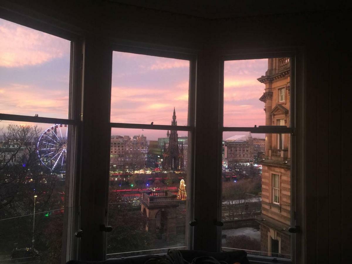 Modern Flat With Fantastic Views * EDI