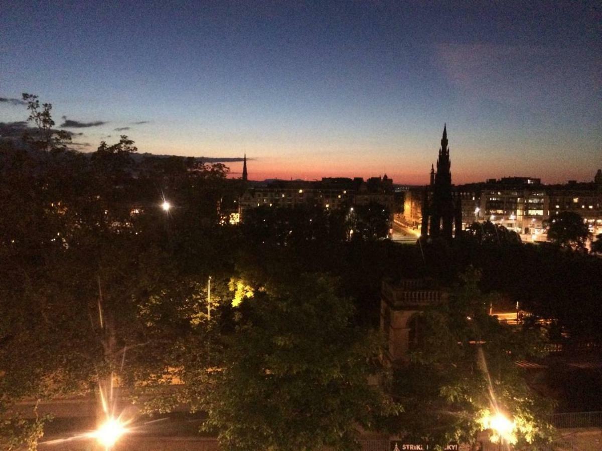 Modern Flat With Fantastic Views EDI